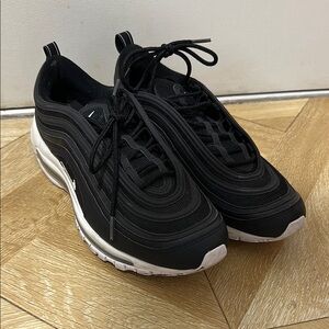 Nike Air Max ‘97 Black and White size 11
